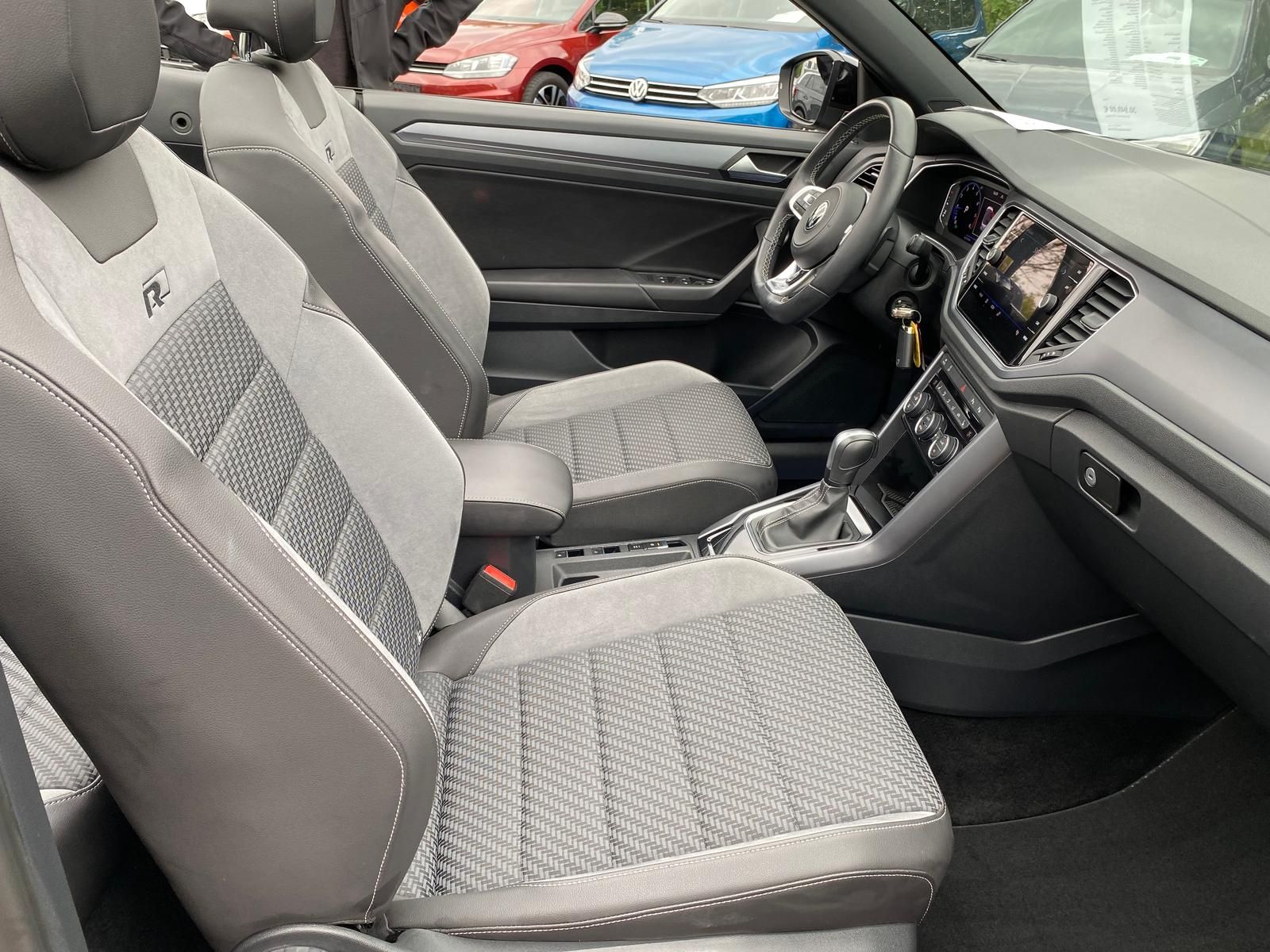 Volkswagen T-Roc R-Line - Samsaru's Car Outlet