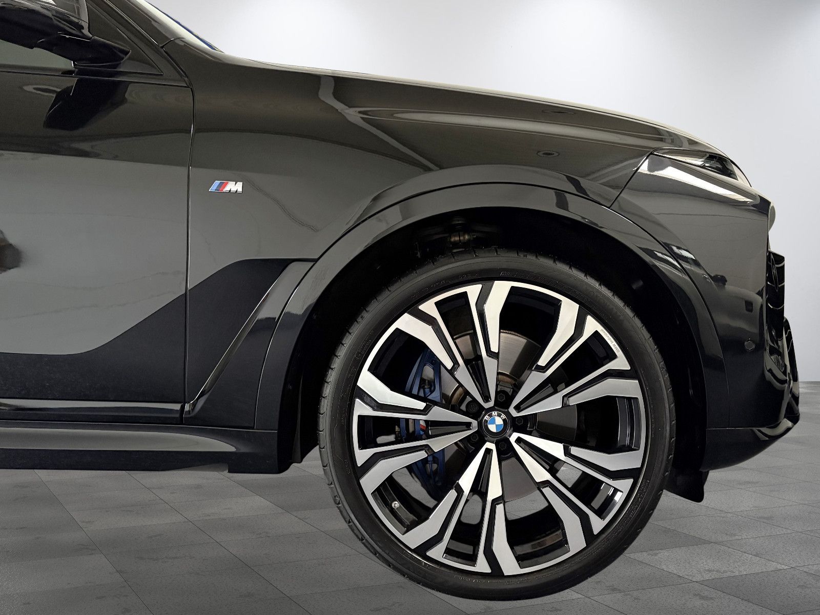 BMW X7 xDrive 40 i M Sport 23"Alu Pano Head-Up Voll