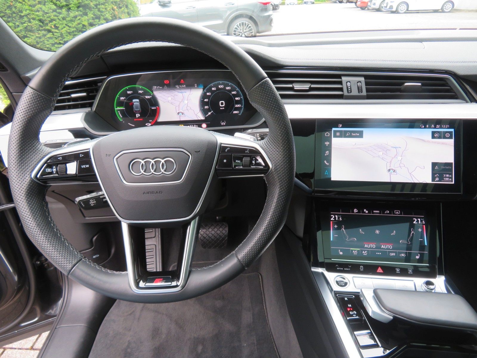 Audi e-tron 55 S-LINE AHK PANO ACC S-LINE UPE 103