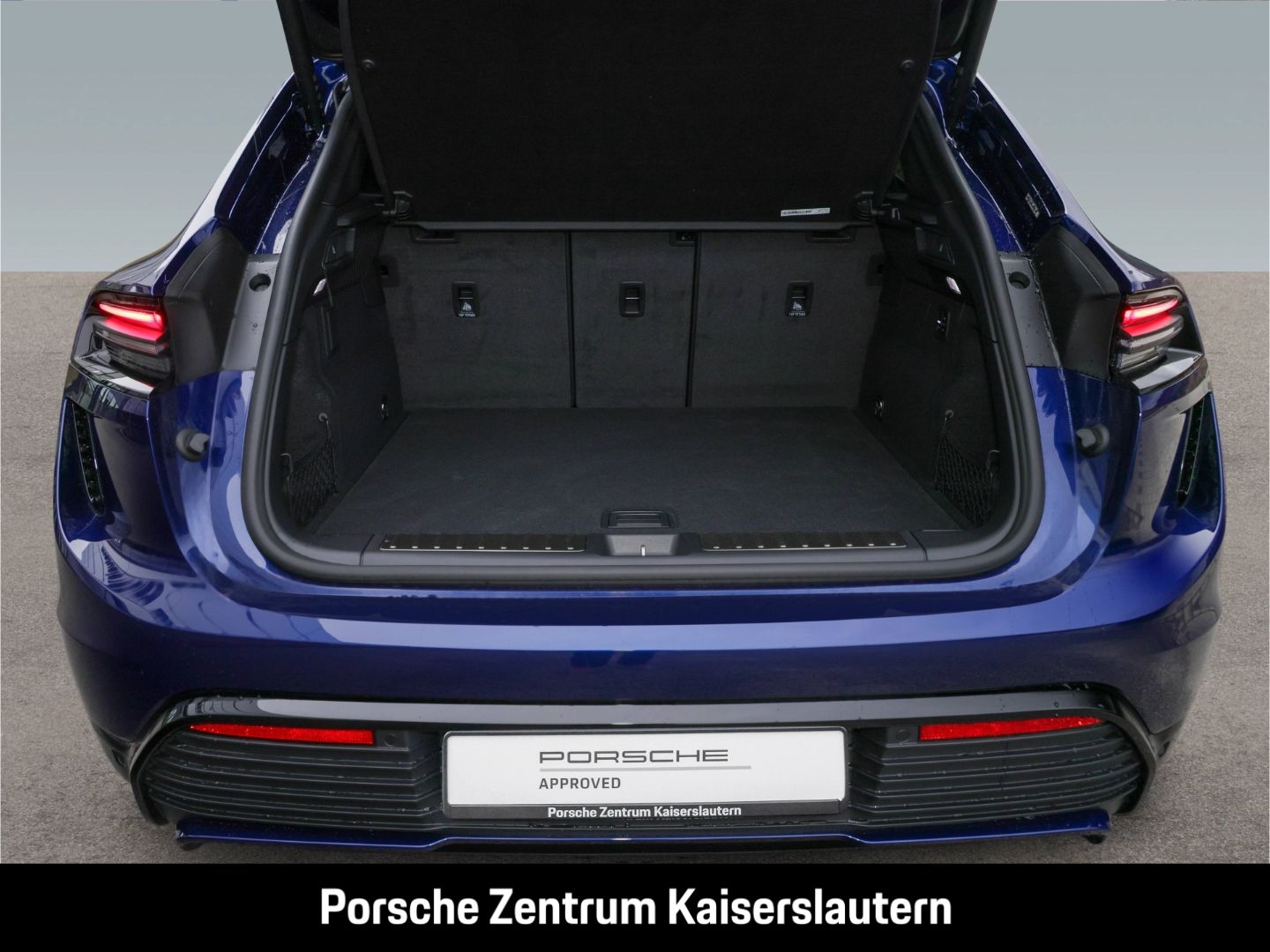 Porsche Macan Turbo LED-Matrix InnoDrive Surround-View