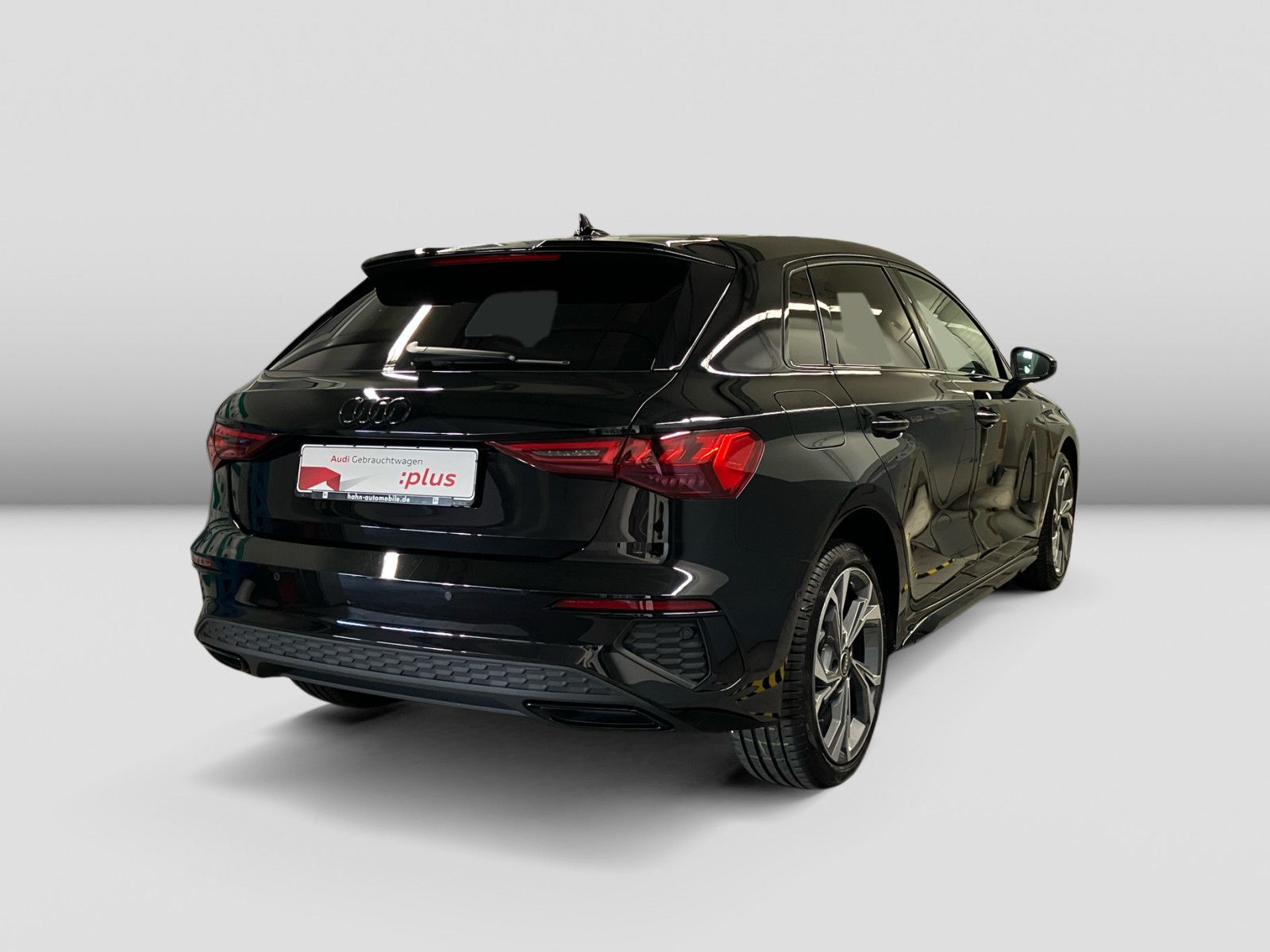 Audi A3 Sportback 45 TFSIe S line - Samsaru's Car Outlet
