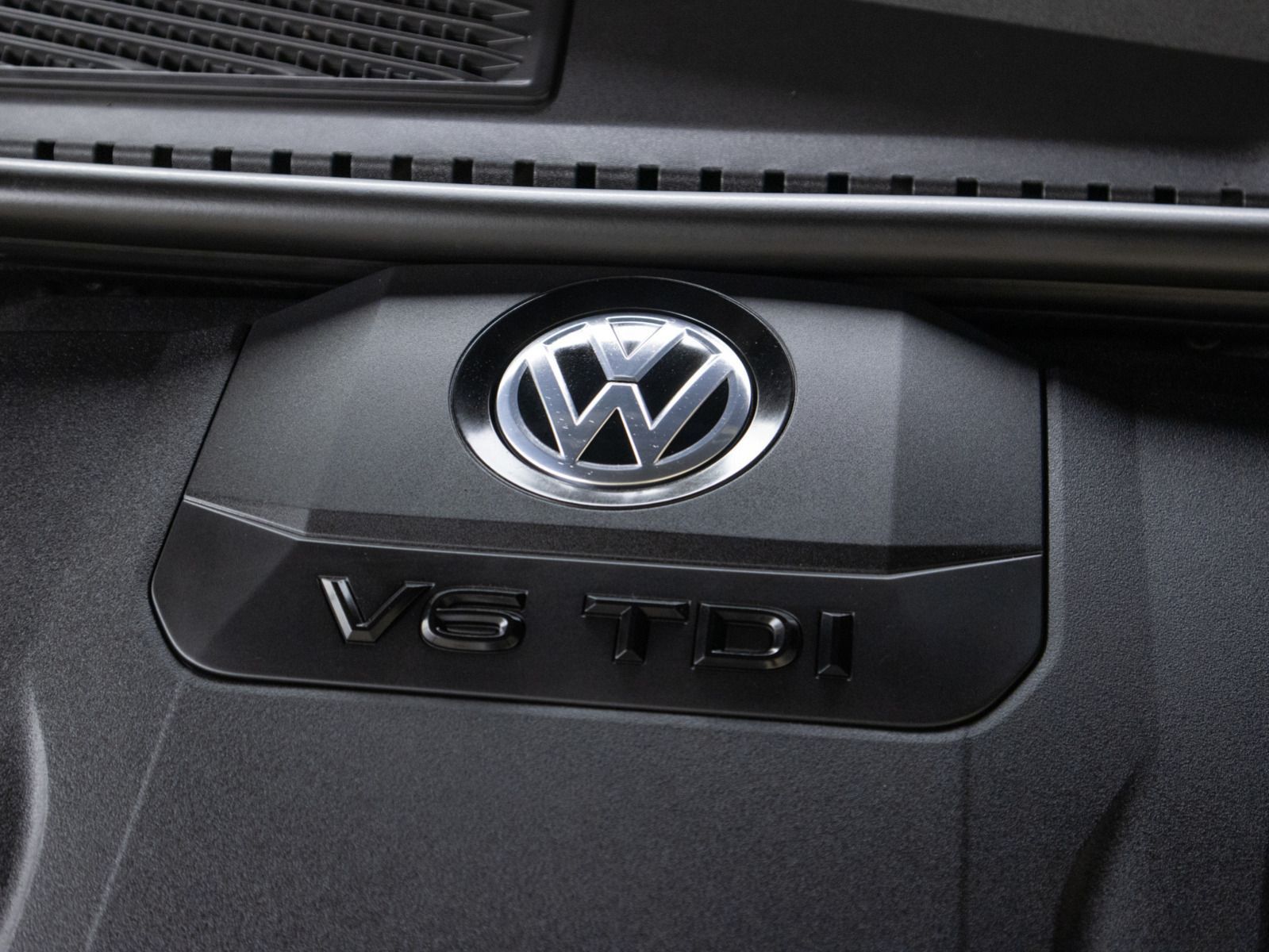 Volkswagen Touareg 3.0 V6 TDI Atmosphere 4M - Samsaru's Car Outlet