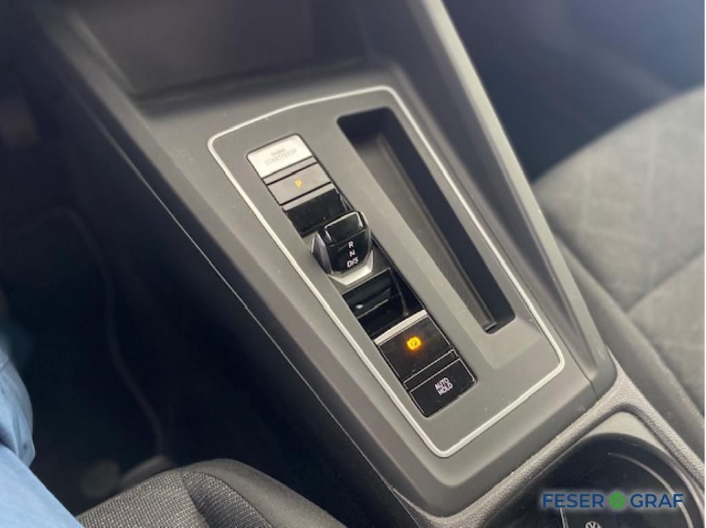 Volkswagen Golf VIII Variant Life - Samsaru's Car Outlet