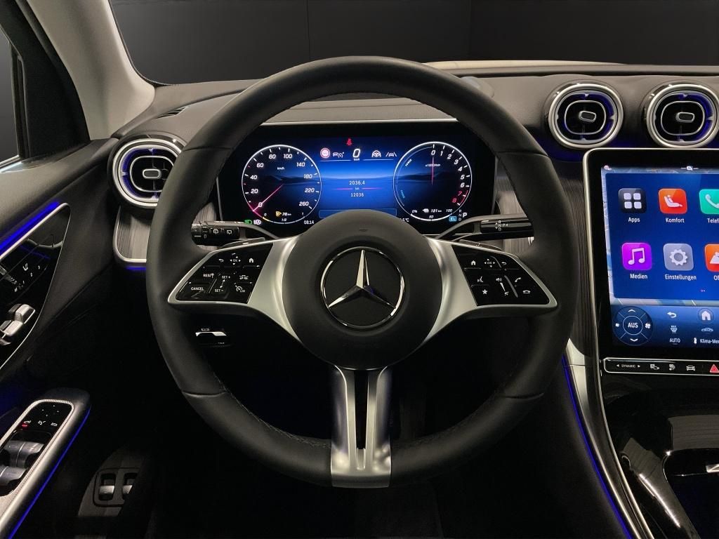 Mercedes-Benz GLC 300 e 4M AVANTGARDE PANORAMA DISTRONIC AHK