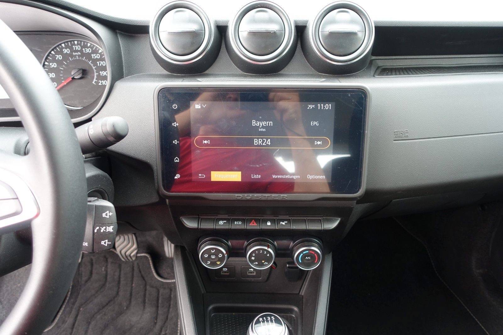 Dacia Duster 1.0TCe 100 ECO-G 2WD Comfort" → "Dacia Duster 1.0TCe 100 ECO-G 2WD Comfort - Samsaru's Car Outlet