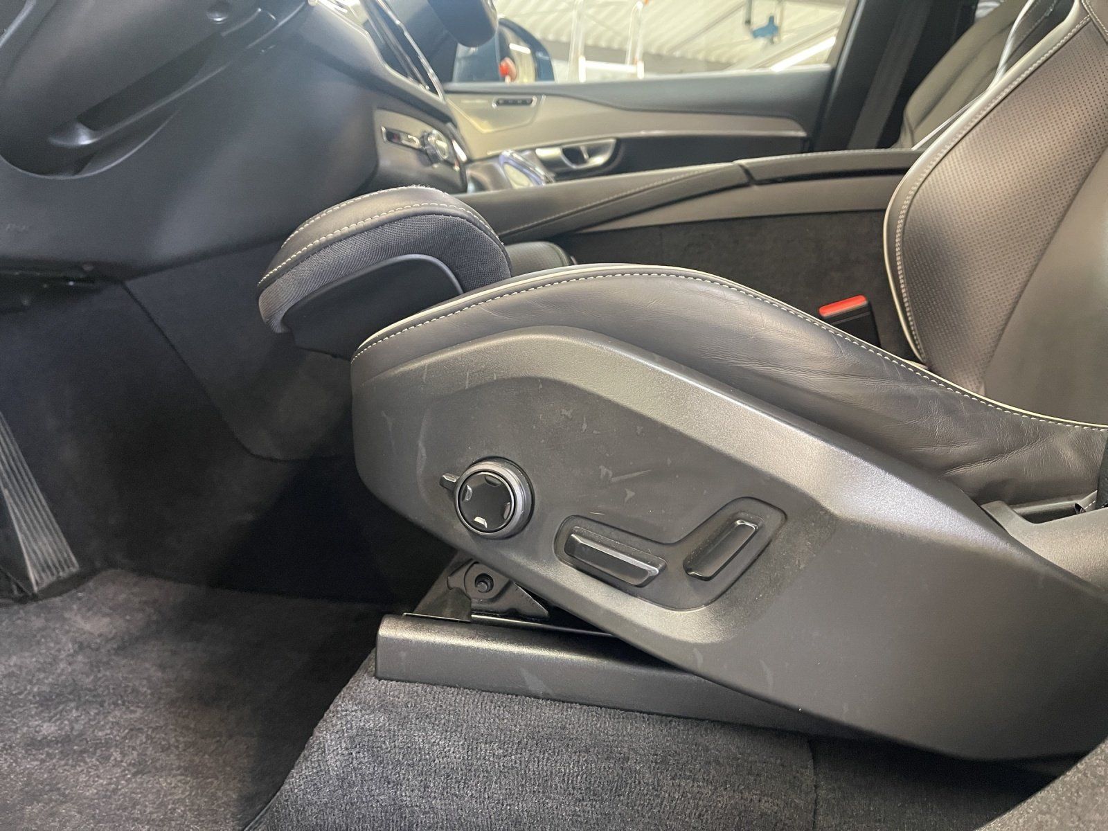 Volvo XC90 B5 (Diesel) Ultimate Bright ACC AHK AUT 360