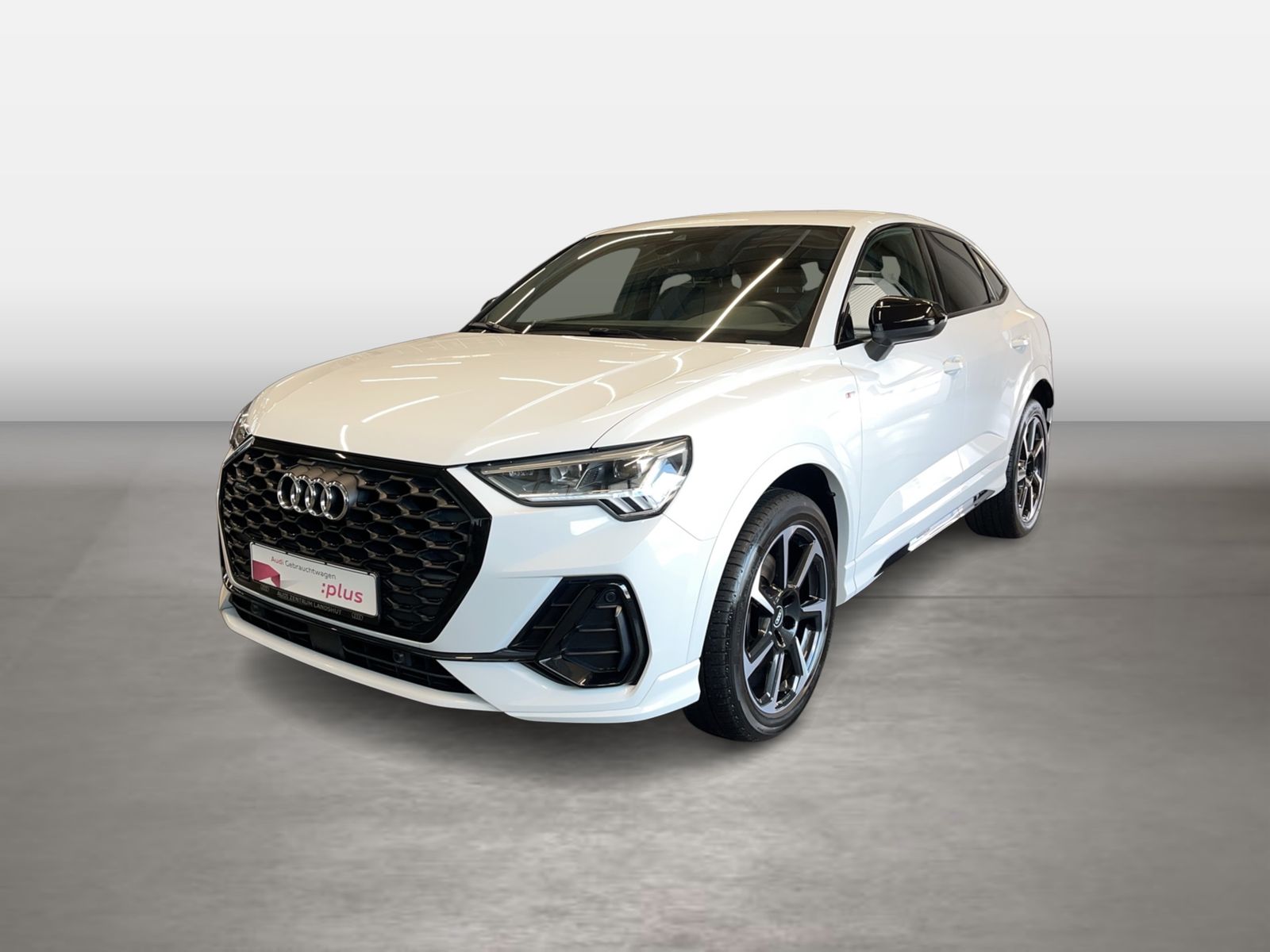 Audi Q3 Sportback 40 TFSI quattro S line - Samsaru's Car Outlet