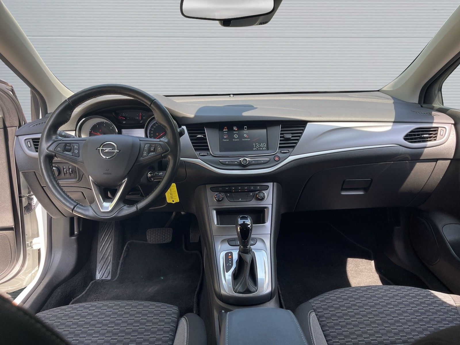Opel Astra 1.5 CDTI - Samsaru's Car Outlet