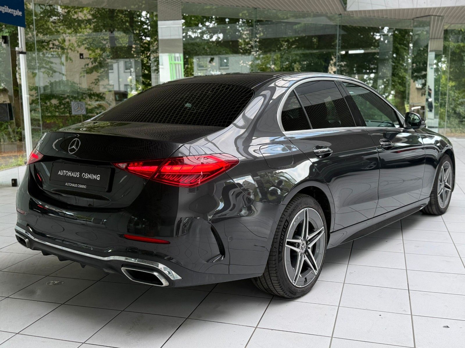 Mercedes-Benz C 300 e AMG - Samsaru's Car Outlet