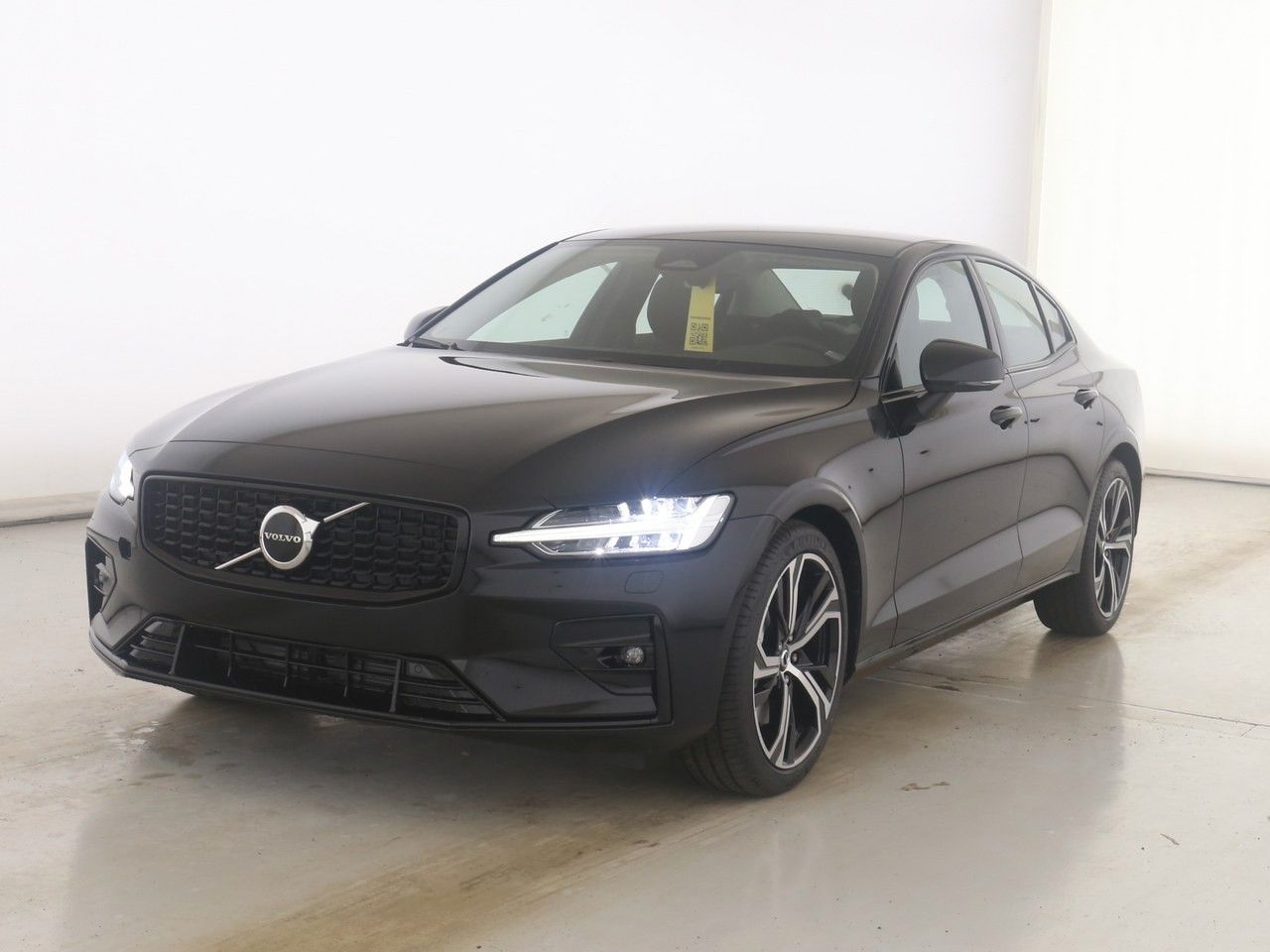 Volvo S60 B4 Plus Dark