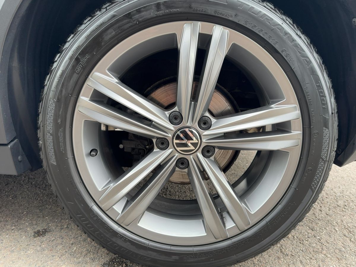 Volkswagen T-Roc 1.5 TSI DSG R-Line - Samsaru's Car Outlet