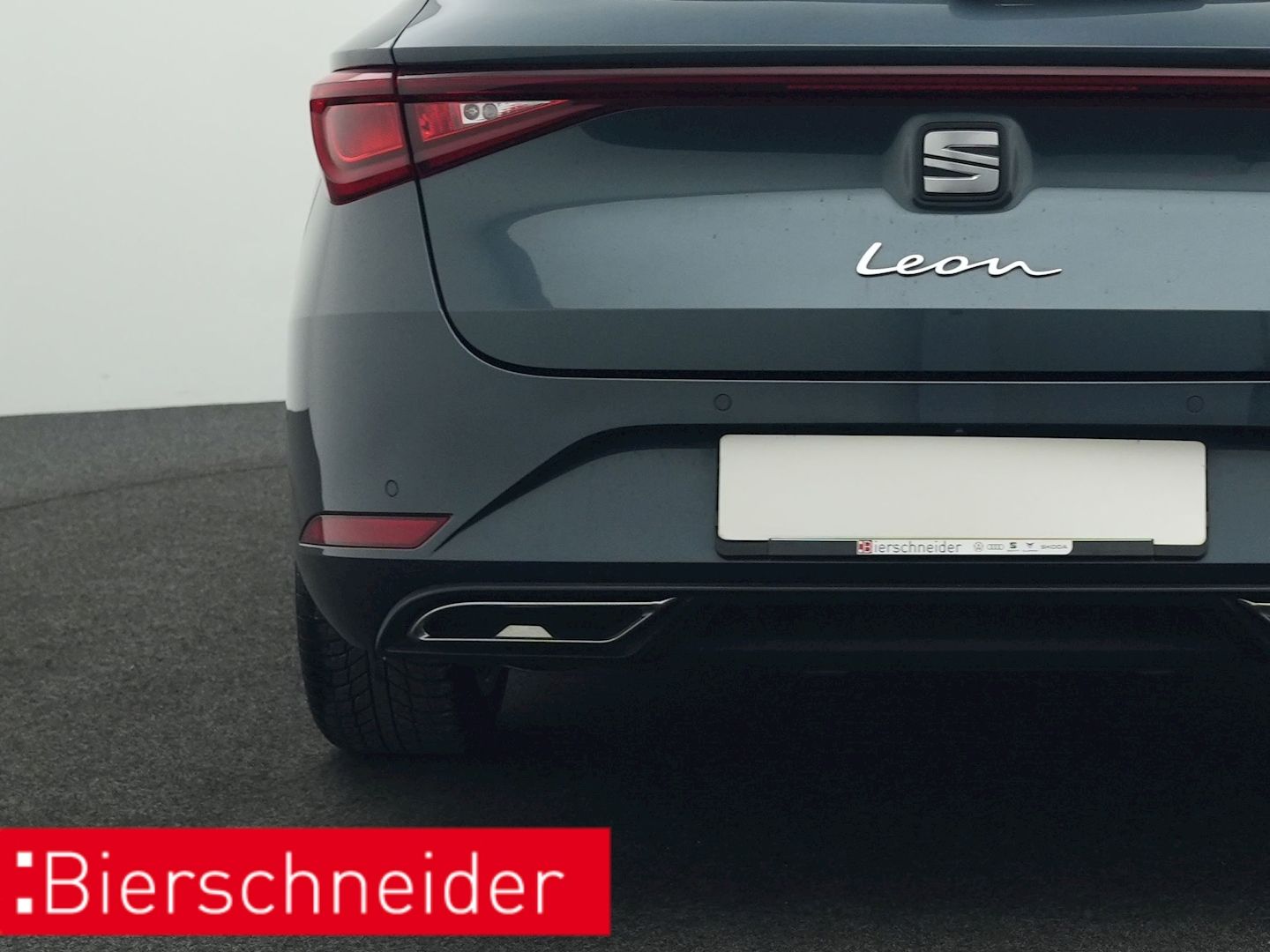 Seat Leon Sportstourer 2.0 TDI DSG FR NAVI AHK LED
