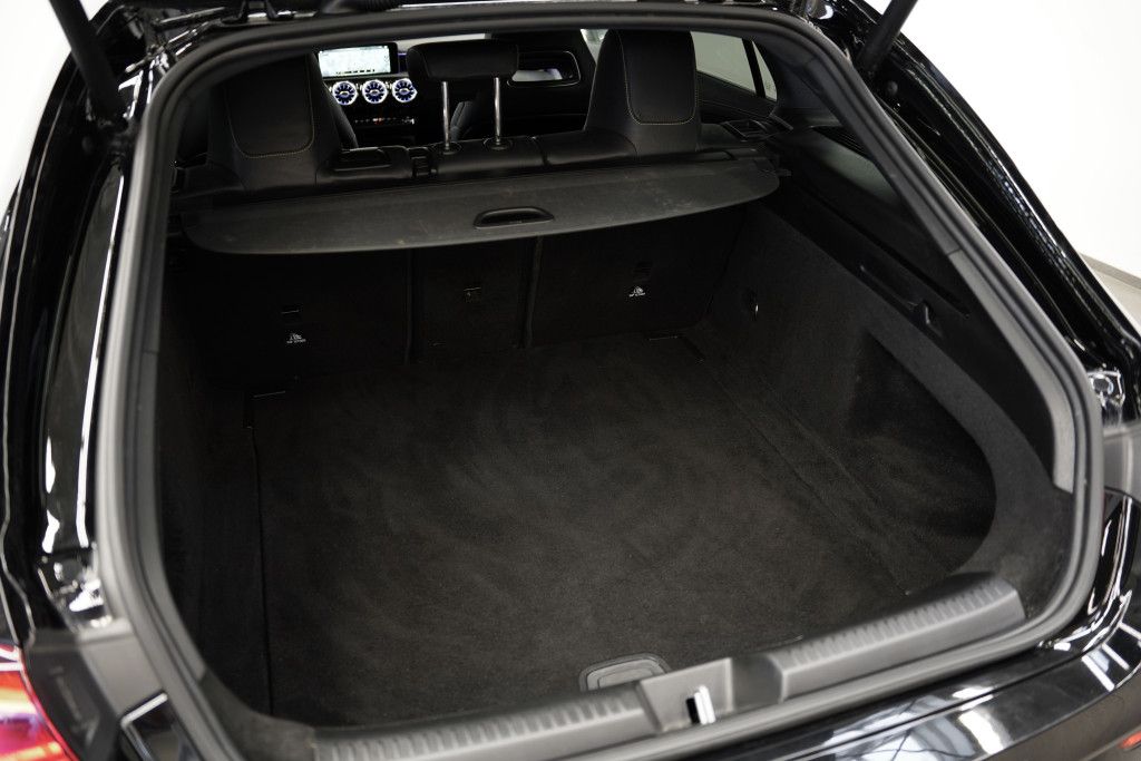 Mercedes-Benz CLA 45 AMG Shooting Brake S 4M - Samsaru's Car Outlet