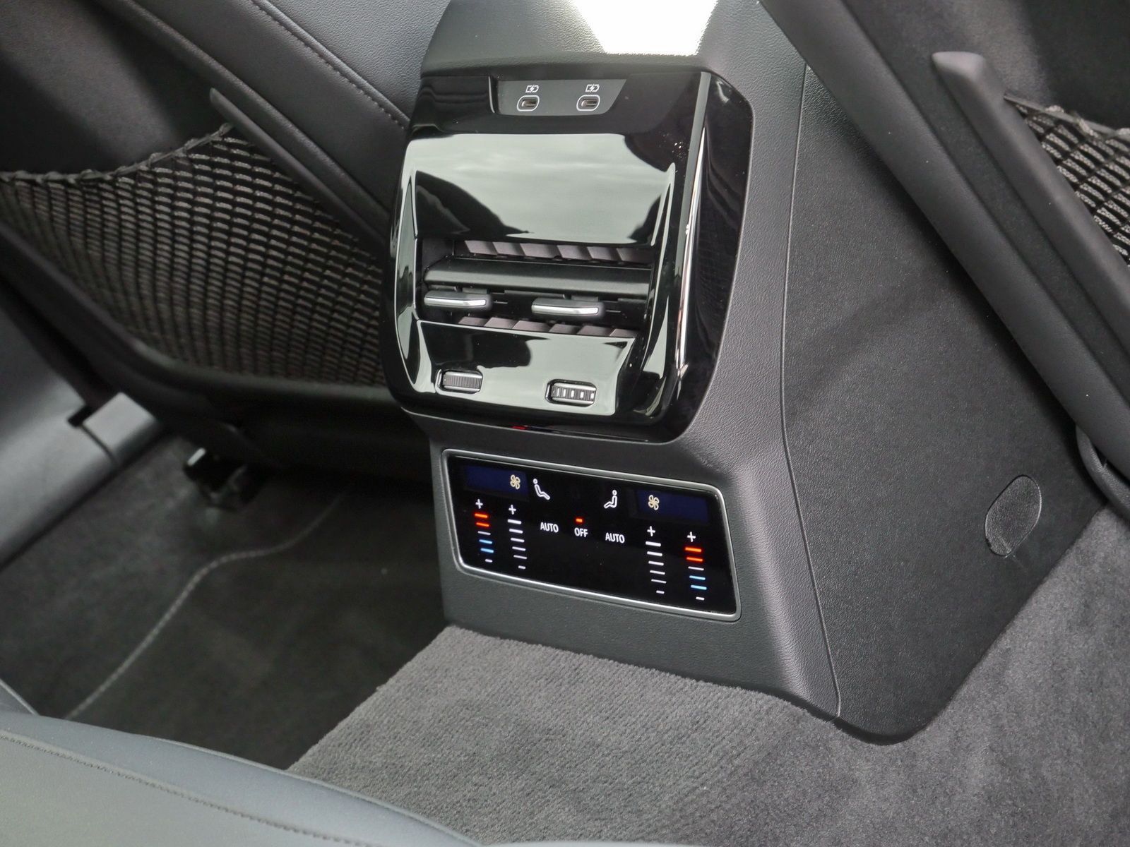 Audi A6 Avant TFSI qu.S line 270 kW B&O*HuD*Pano*360°