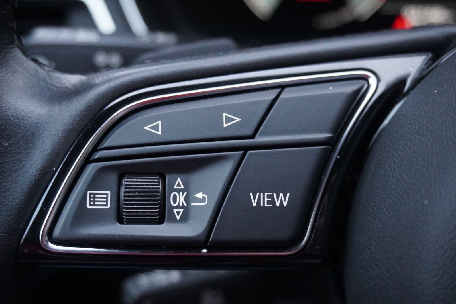 Audi A4 Allroad Avant 40 TDI Quattro Aut. LED Navi 36