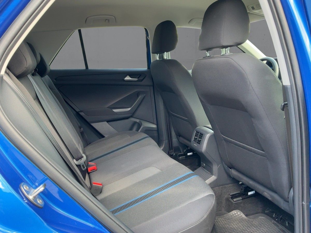 Volkswagen T-Roc 1.5 TSI STYLE - Samsaru's Car Outlet