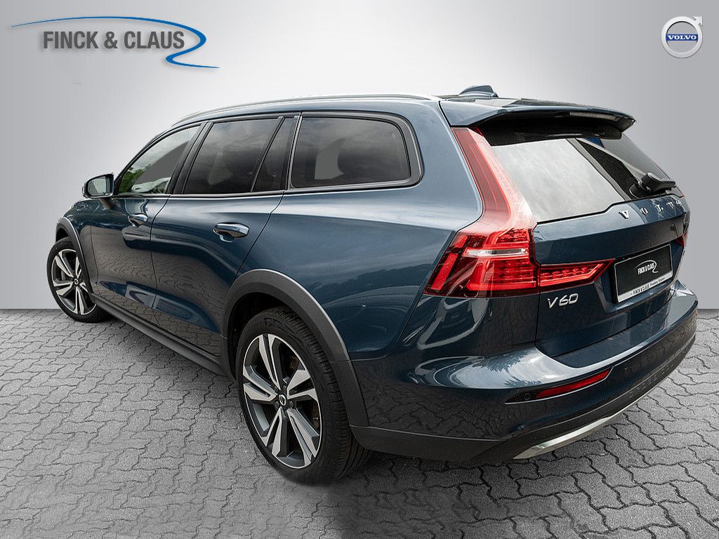 Volvo V60 Cross Country B5 AWD Ultimate 360° PANO HUD