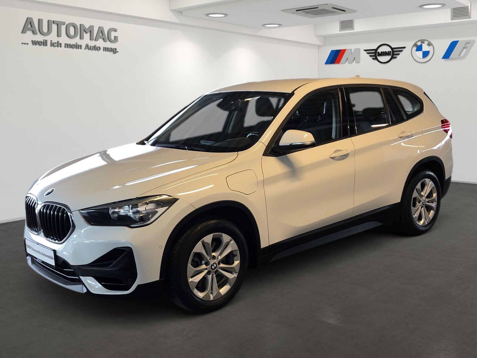 BMW X1 xDrive25e Advantage - Samsaru's Car Outlet