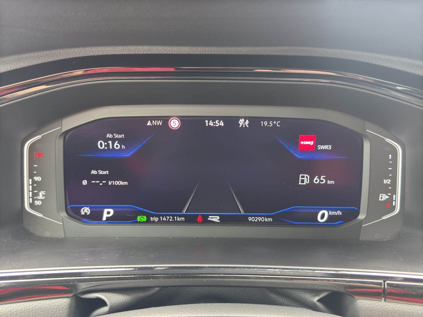Volkswagen T-Roc R-Line 1.5 TSI - Samsaru's Car Outlet