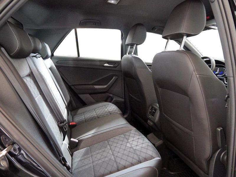 Volkswagen T-Roc 2.0 TDI R-Line - Samsaru's Car Outlet