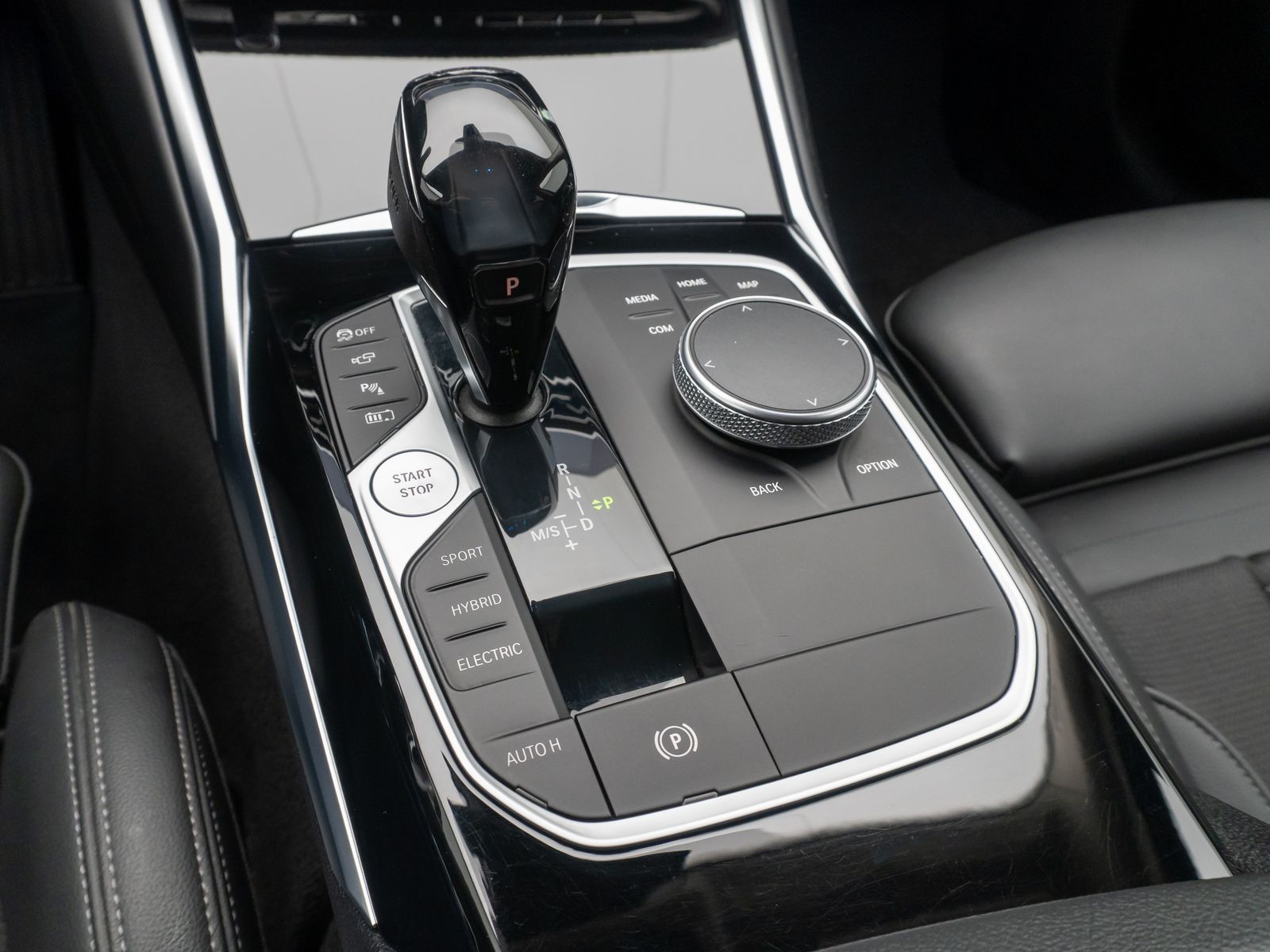 BMW 330e Sport Line - Samsaru's Car Outlet