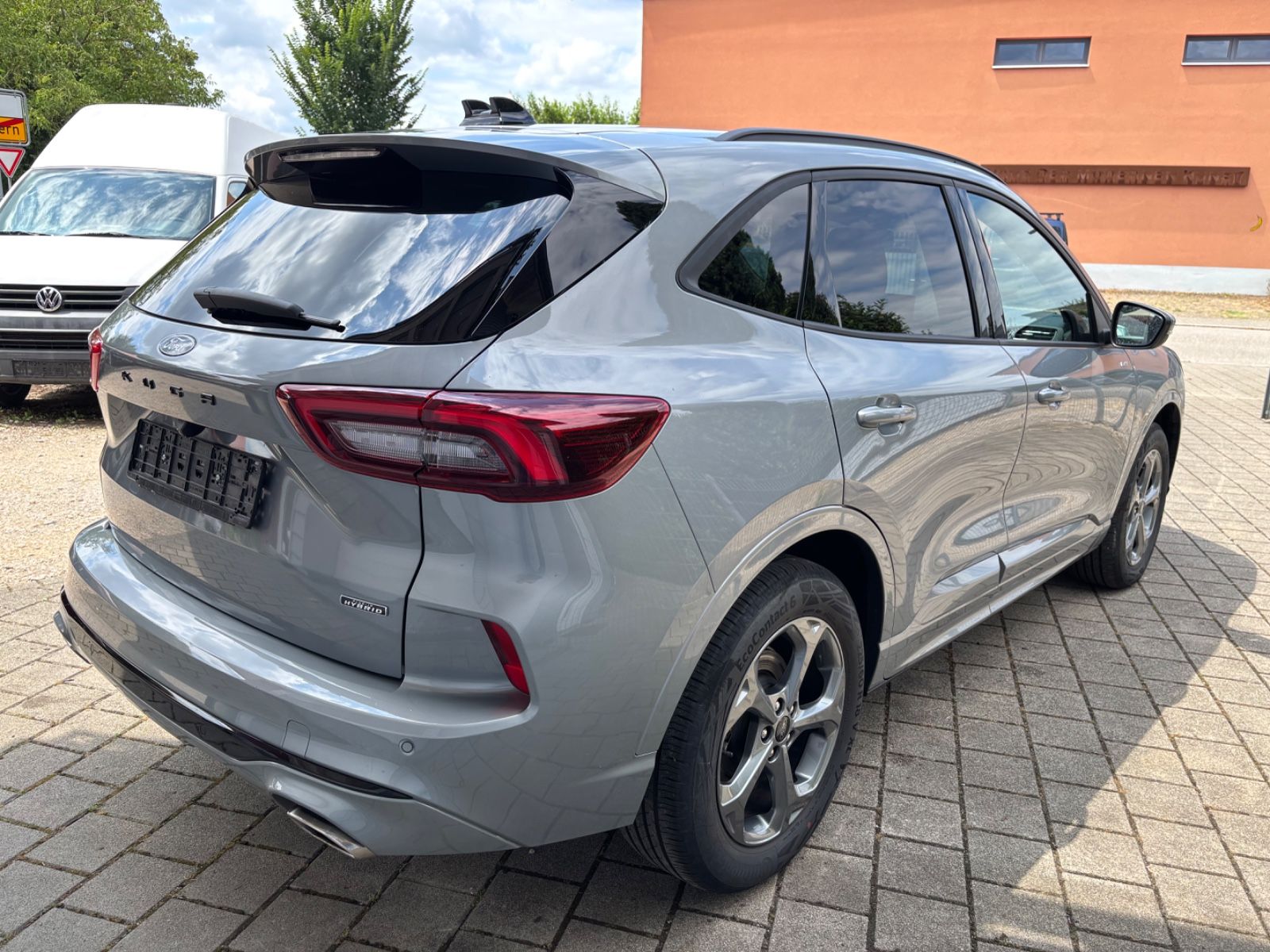 Ford Kuga Plug-In Hybrid ST-Line - Samsaru's Car Outlet
