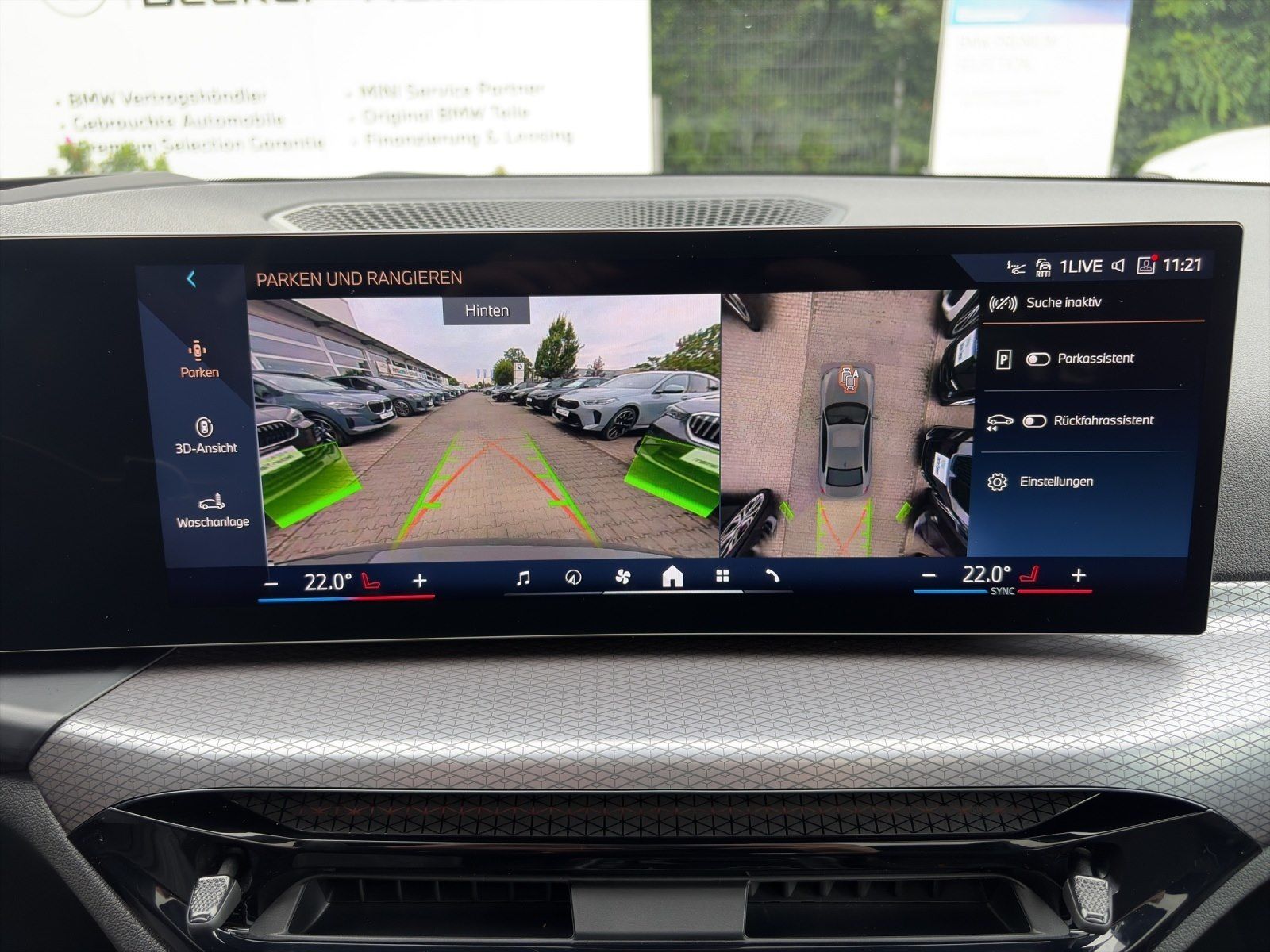 BMW 320i Limousine M-Sport Head-Up Glasdach DrivAss.