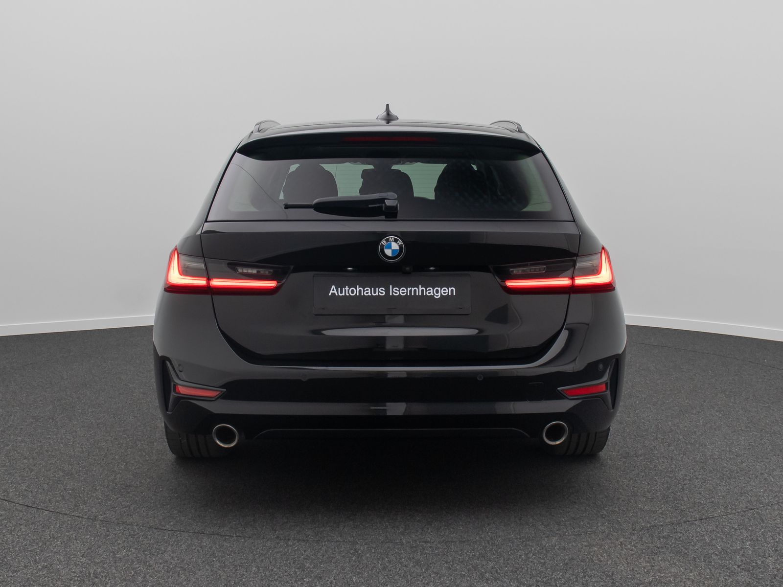 BMW 330i Sport Line - Samsaru's Car Outlet