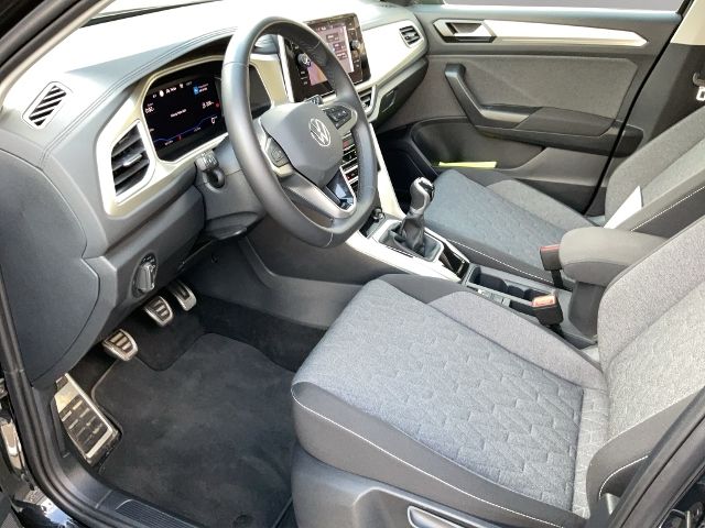 Volkswagen T-Roc 1.5 l TSI OPF Move - Samsaru's Car Outlet
