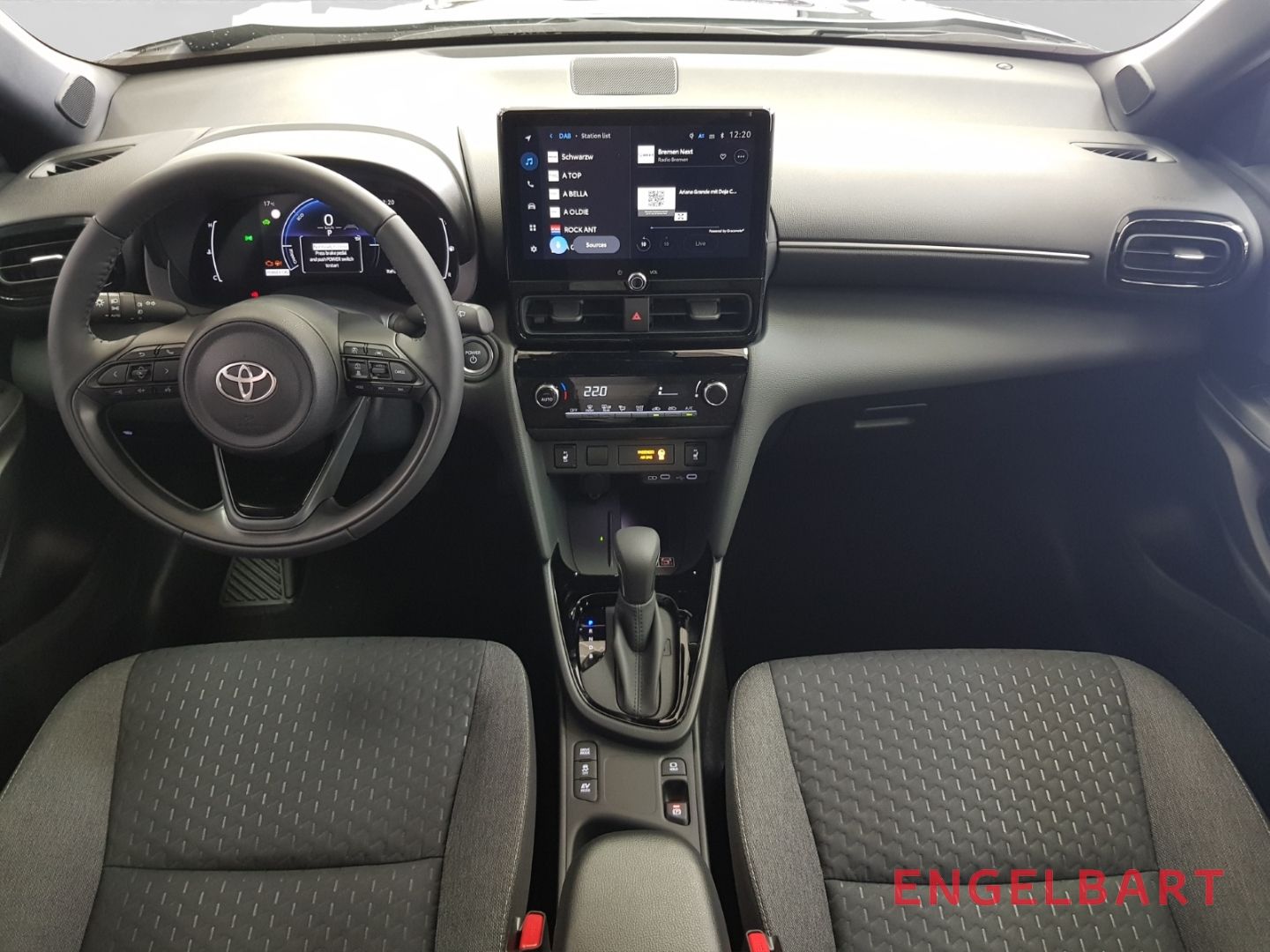 Toyota Yaris Cross 1.5 Hybrid Teamplayer Winter Paket K
