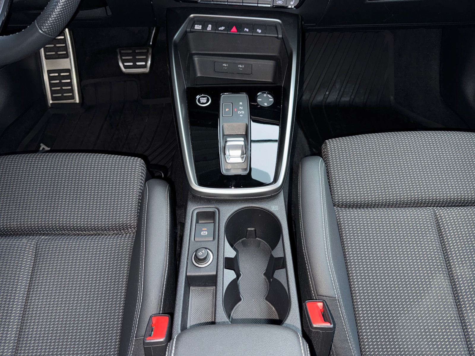 Audi A3 Sportback 40TFSIe S line S-tronic Virtual ACC