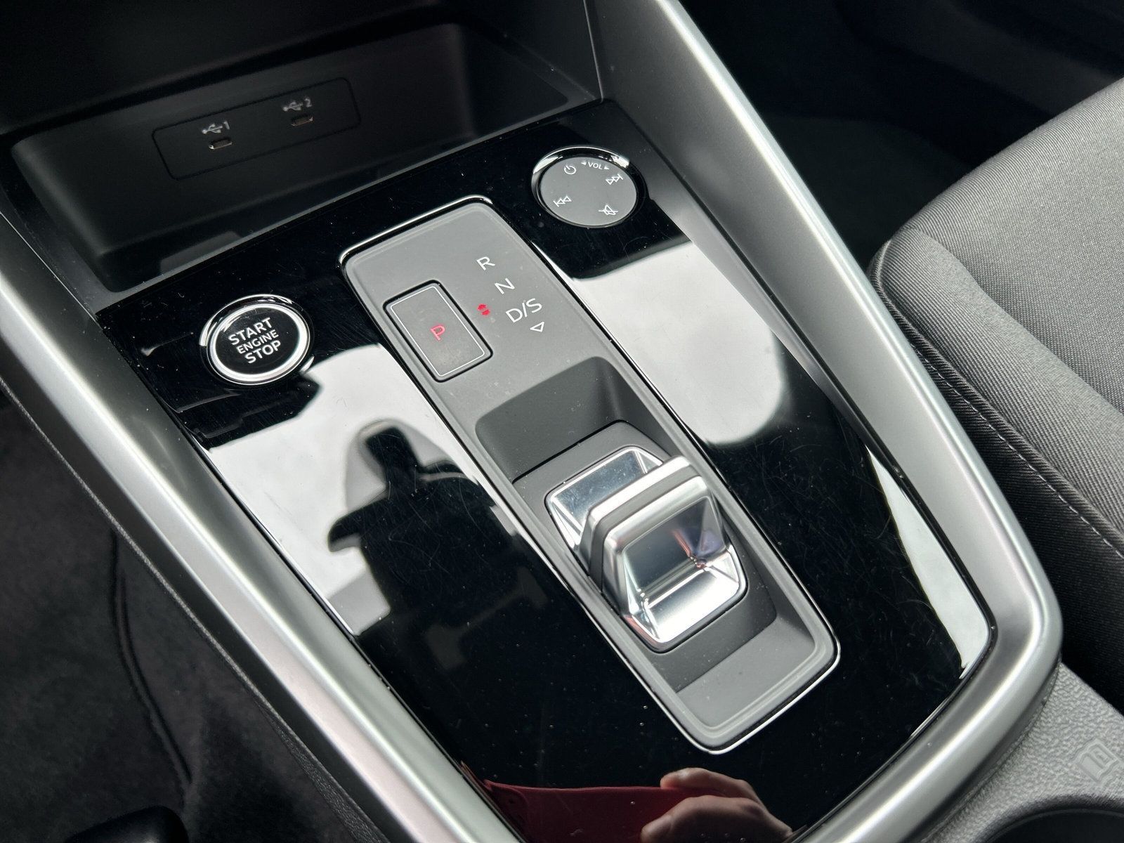 Audi A3 Sportback 30 TFSI S-TRONIC - Samsaru's Car Outlet
