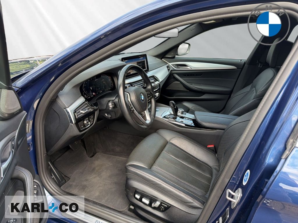 BMW 530 e xDrive Touring Pano AHK ACC HUD Laser