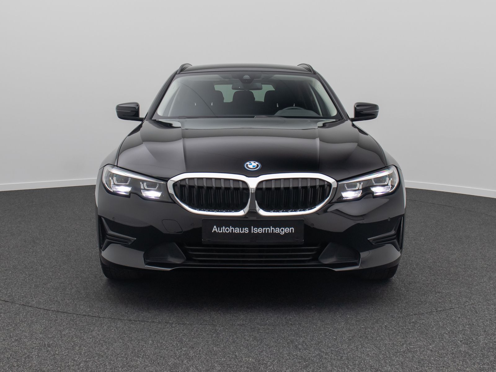 BMW 320e - Samsaru's Car Outlet