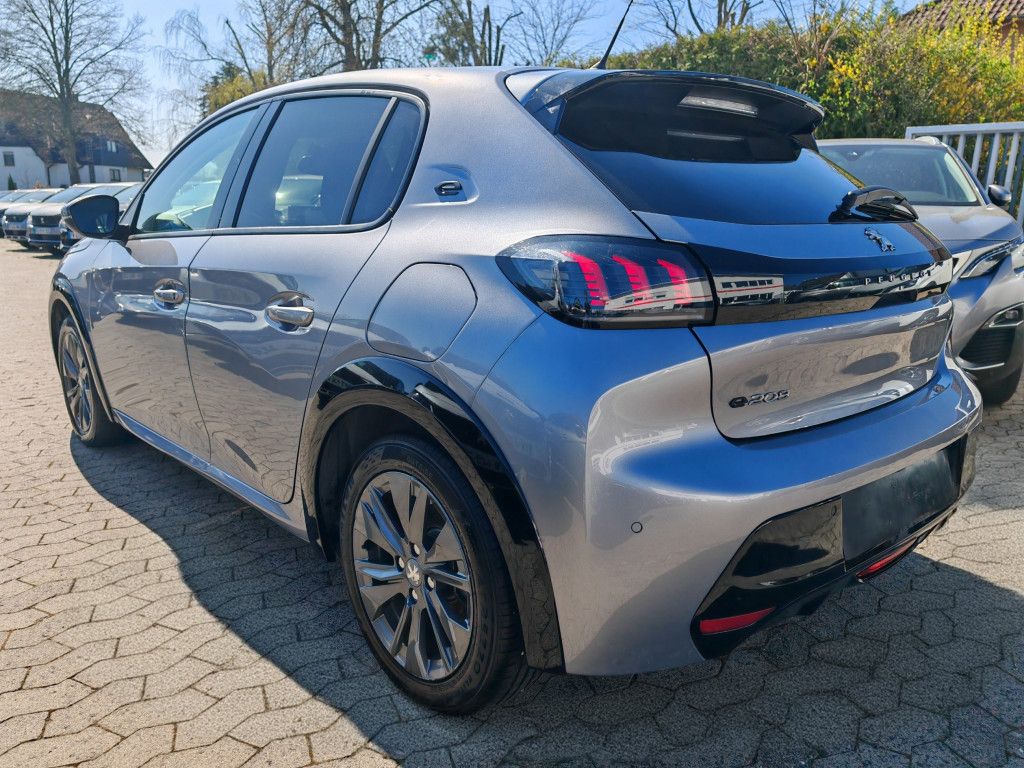 Peugeot 208 ELEKTRO ALLURE - Samsaru's Car Outlet