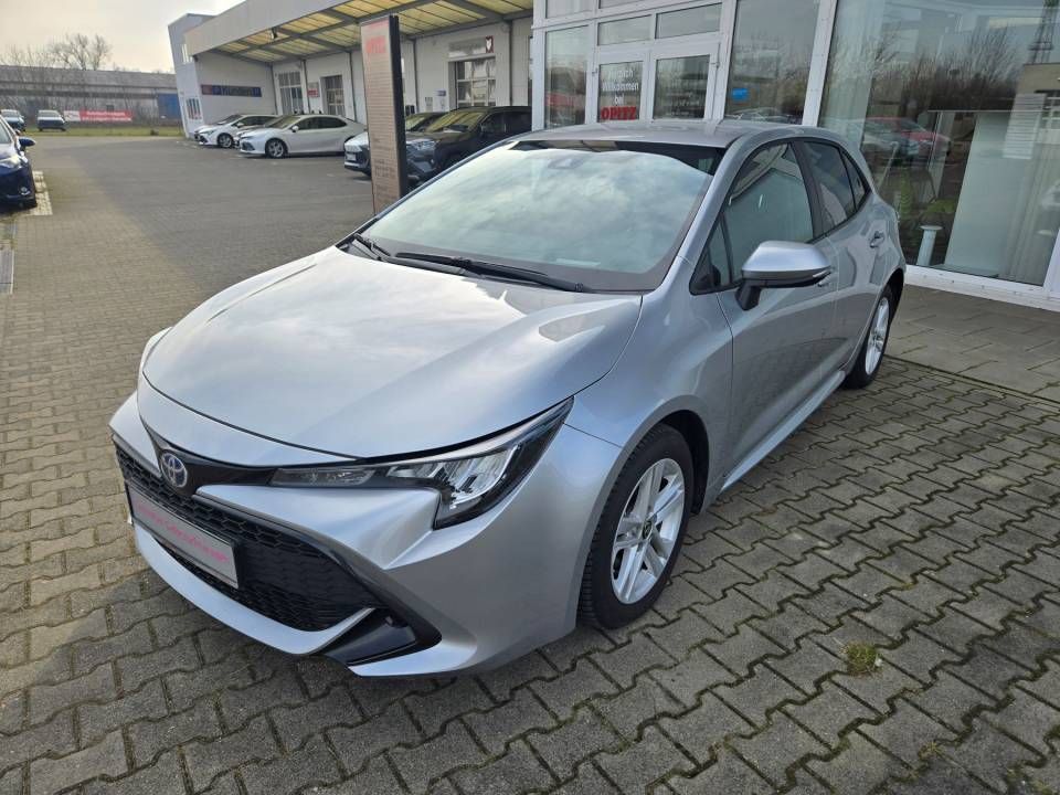 Toyota Corolla HSD 1.8 l Active - Samsaru's Car Outlet