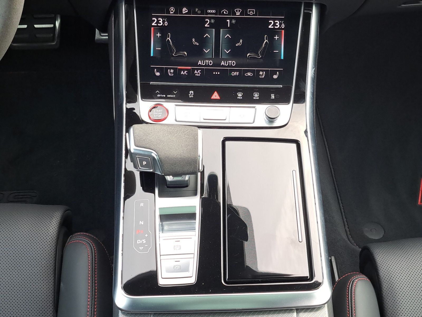 Audi RS Q8 Keramik|ESS|Matrix|AHK|Pano|360°|ACC|AIR|B