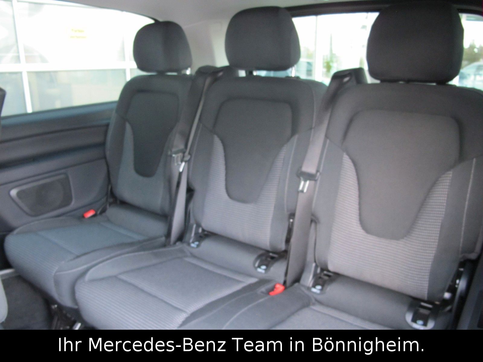 Mercedes-Benz V 250 d EDITION lang - Samsaru's Car Outlet