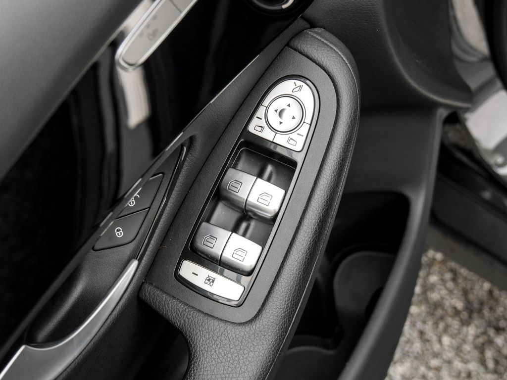 Mercedes-Benz GLC 200 d 4M - Samsaru's Car Outlet