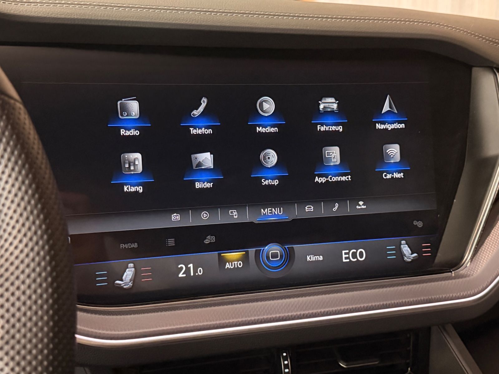 Volkswagen Touareg 3.0 TDI R-Line 4Motion°LED°Pano°Voll°360