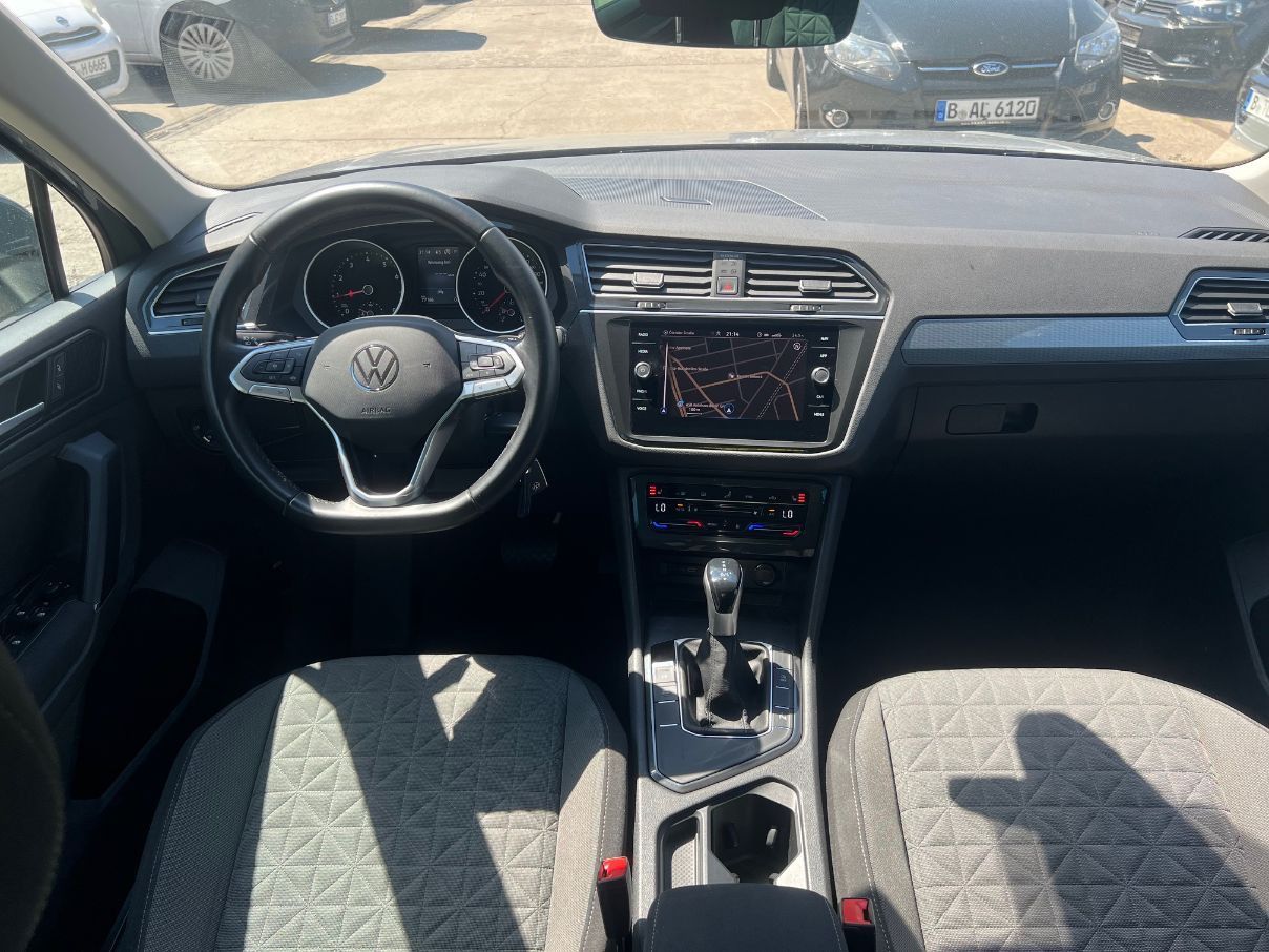 Volkswagen Tiguan LIFE - Samsaru's Car Outlet