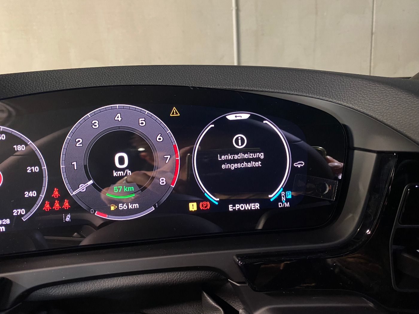 Porsche Cayenne E-Hybrid Coupé | Adaptive Luftfederung |