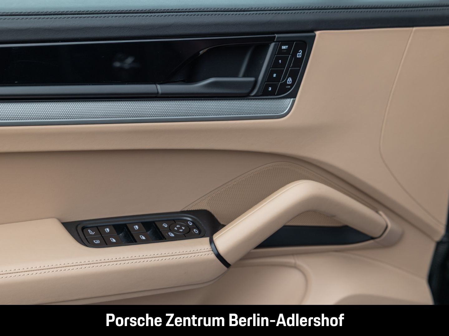 Porsche Cayenne E-Hybrid BOSE Rückfahrkamera Panorama