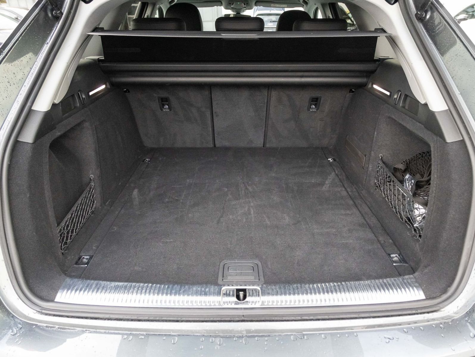 Audi A4 Avant S line 35TDI Stronic - Samsaru's Car Outlet