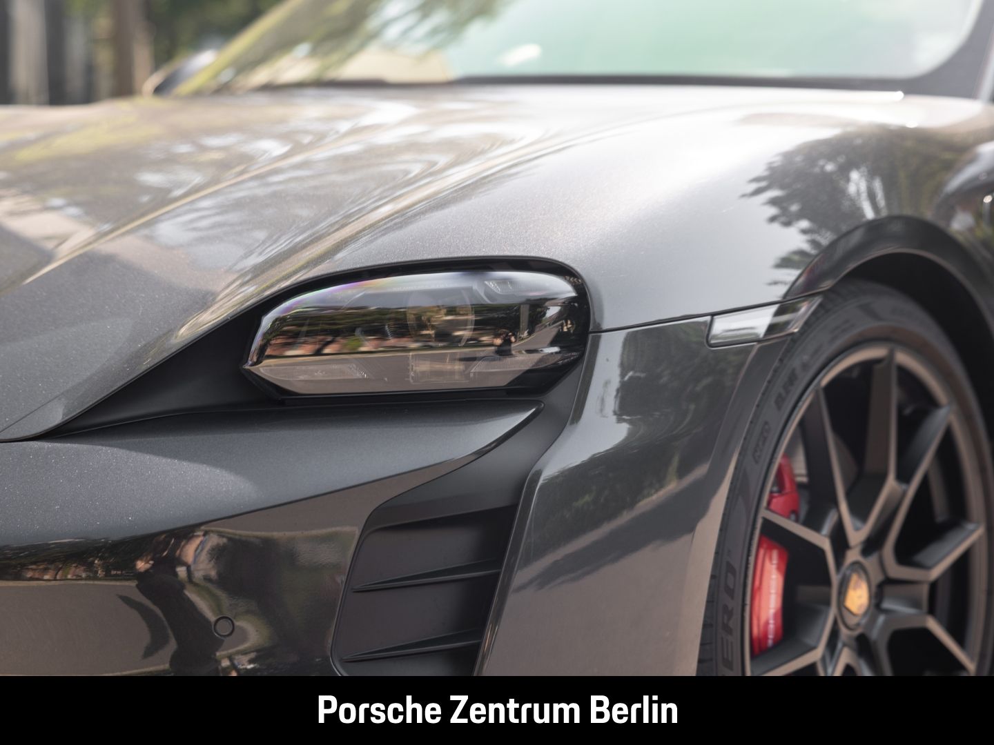 Porsche Taycan GTS HA-Lenkung BOSE 21-Zoll Panoramadach