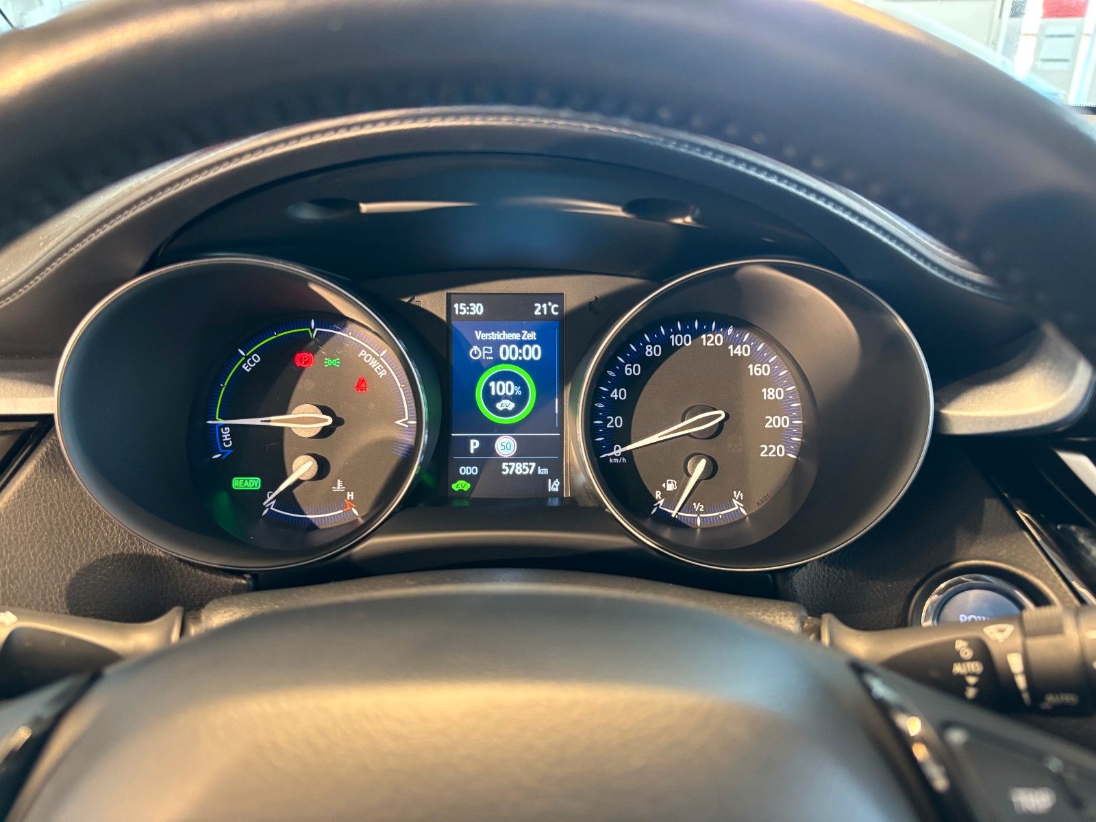 Toyota C-HR Hybrid Team D - Samsaru's Car Outlet