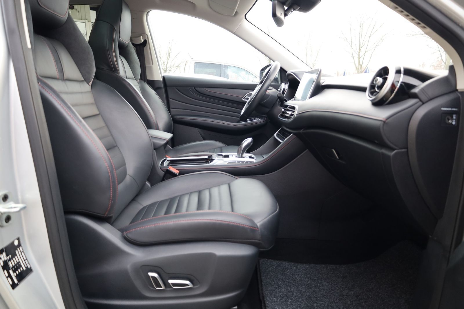 MG HS 1.5 T-GDI Luxury Aut. LED Navi Pano 360°