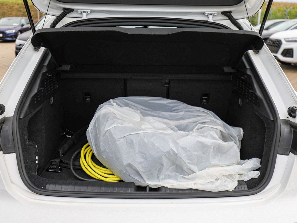 Audi A3 Sportback S line 45 TFSI e S tronic LED SHZ