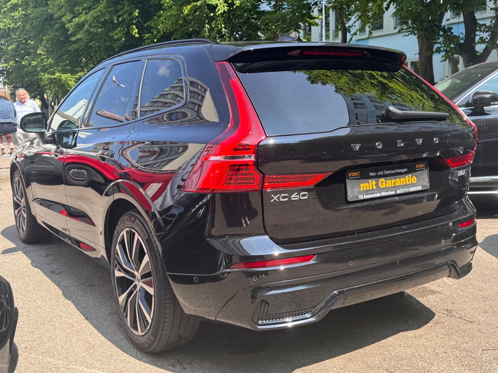 Volvo XC60 Ultimate AWD - Samsaru's Car Outlet