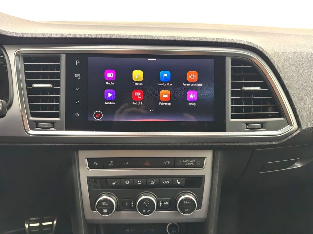 Seat Ateca 2.0 TSI DSG 4Drive FR AHK*PANO*NAVI*LED*AC